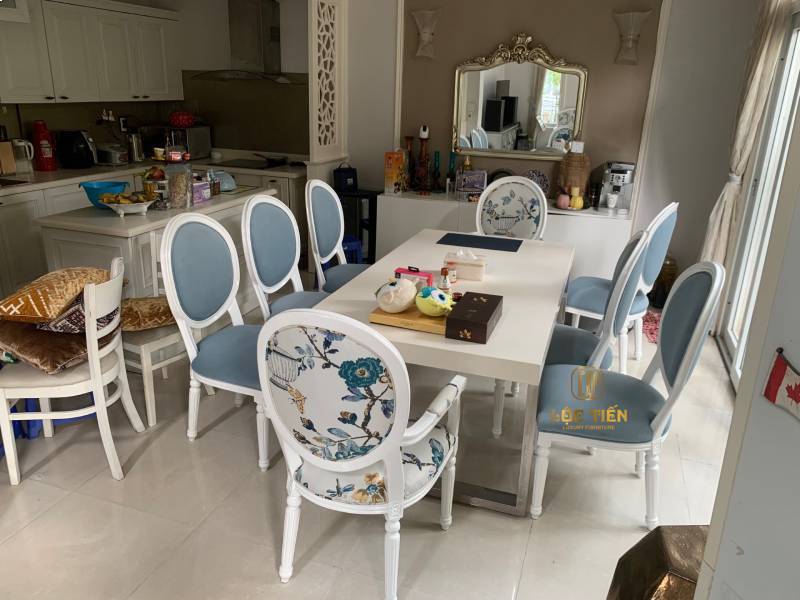 công trình bàn ăn 8 ghế tại hà nội