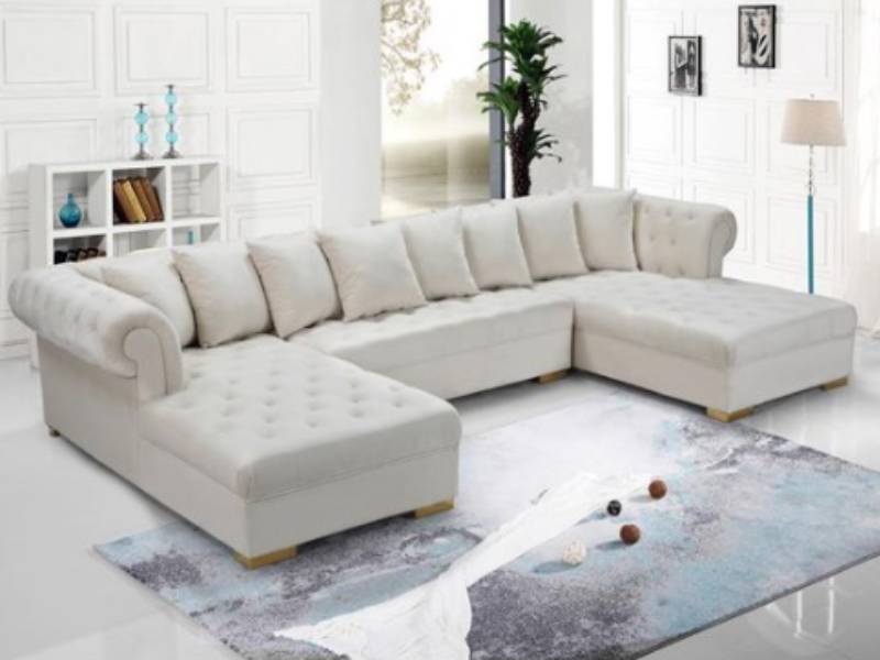 Ghế sofa màu trắng sang trọng và thanh lịch